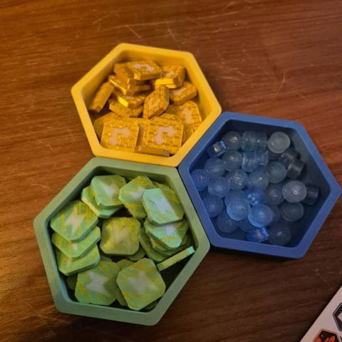 Magnetic Hexagon Board Game Token Trays – Custom Color Organizers with Dividers