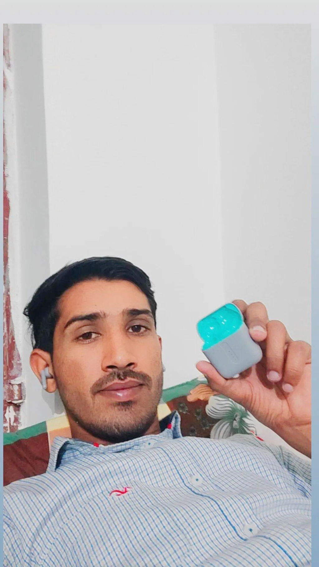 Product photo 2 from TARA CHAND’s review