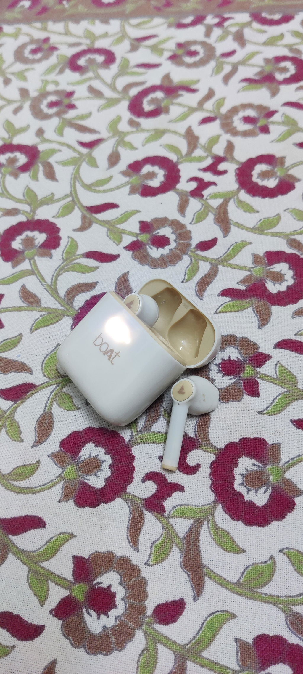 Product photo 1 from Naeem .’s review