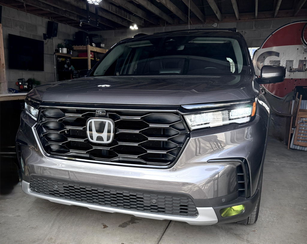 Honda Pilot 2023-2026 Blackout Chrome Delete Kit - Precut Gloss Black Vinyl Overlays