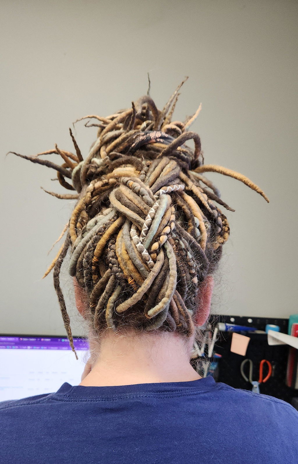Earth dreadlock extensions