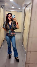 Anshika Ray review photo