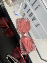 Mads review photo