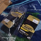 Leo review photo