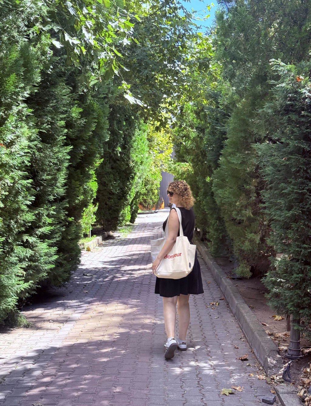 Elif E.