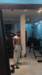 Aditya Kashyap review photo
