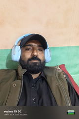 Safdar Zia review photo