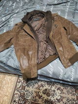В***н review photo