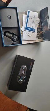 L***r review photo