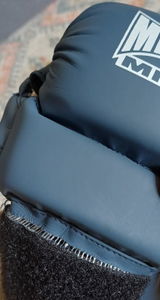 JB review photo
