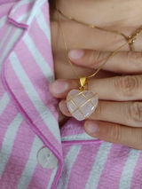 L. review photo