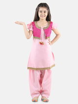 Salahuddin Hashmi review photo