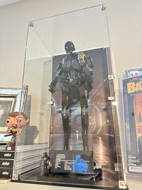 Display Case for LEGO Star Wars K-2SO Security Droid (75434)