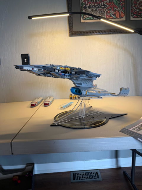 Display Stand (Horizontal) for LEGO Star Trek U.S.S. Enterprise NCC-1701-D (10356)