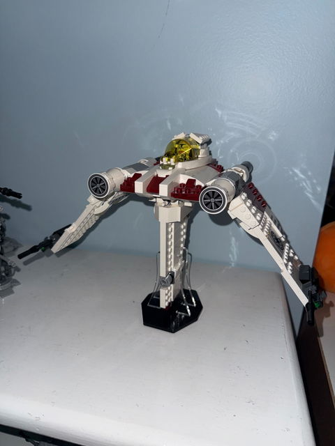 Display Stand for LEGO Star Wars V-19 Torrent Starfighter (75432)