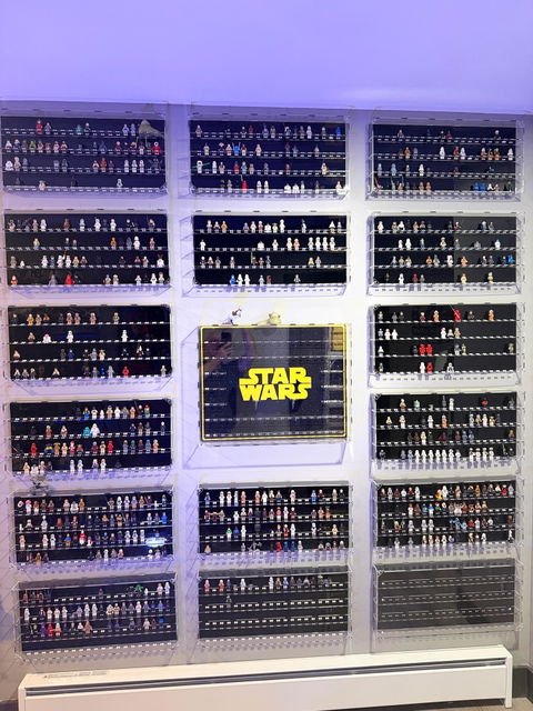 LEGO® Minifigure Wall Display Case (80-Count)