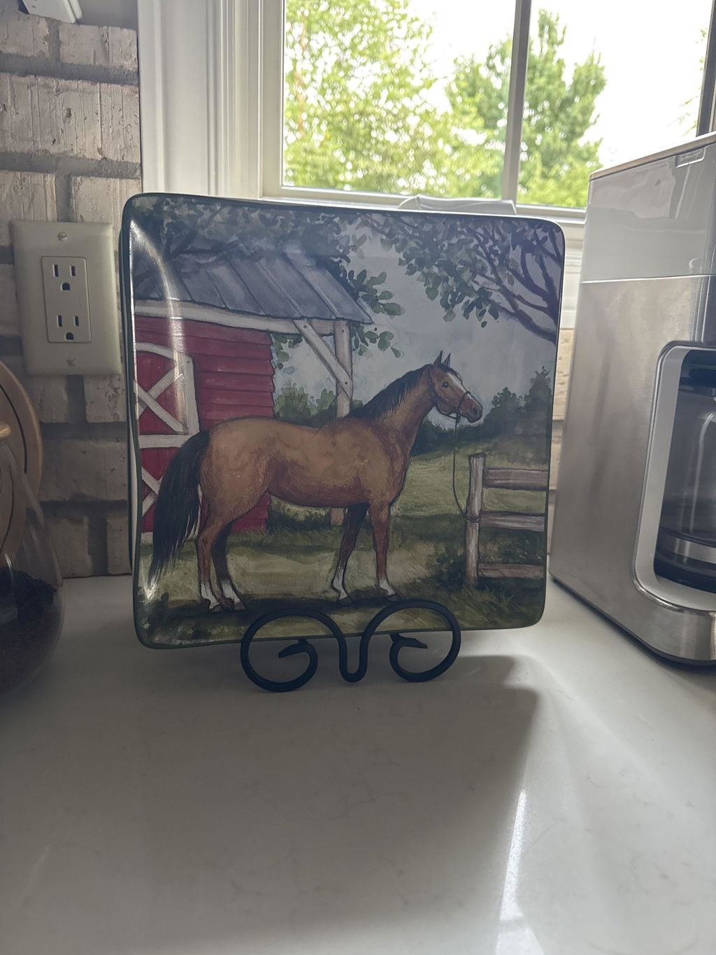 Bay Horse Dinner Plate