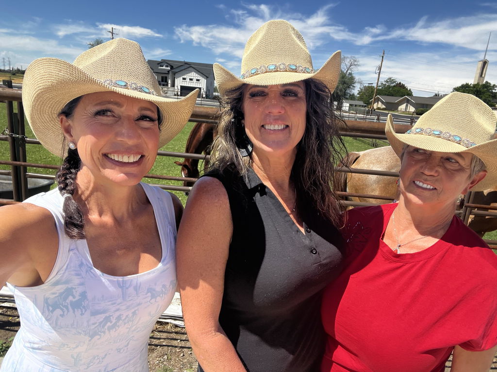 Colorado Cowgirl Hat with Jeweled Belt
