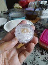 C. review photo