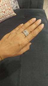 Kiran Vohra review photo