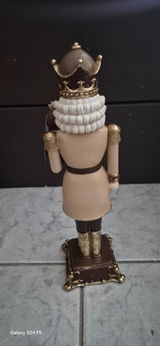 Isaac review photo