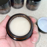 Dee review photo