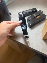 A T review photo