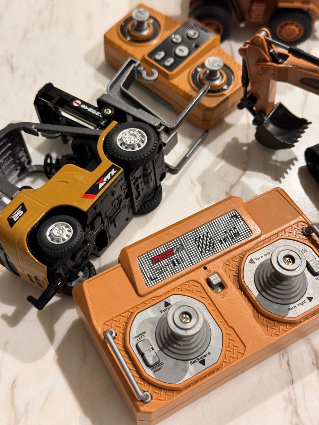 Customer photo 8 of BO RC Construction Vehicle Set