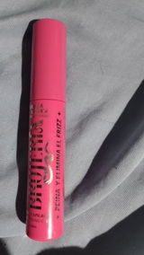Victoria Cadena review photo