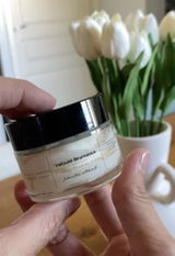 Anonyme review photo