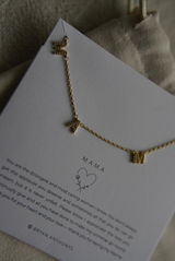 Julia review photo