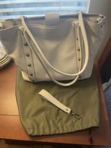 Leslie W. review photo