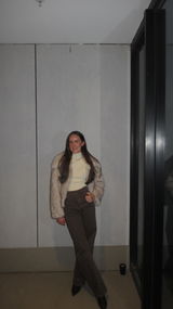 Lara Ambaras review photo