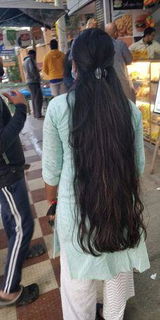 Lavanya Thakur review photo