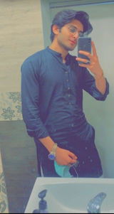 Krishna Thakur review photo