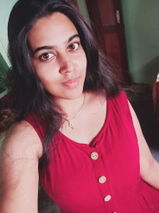 Nisha Mehra review photo