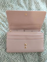 Claudia review photo