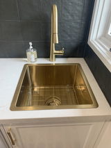 Kaye M. review photo