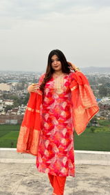 Shagufi Khan review photo
