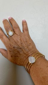 Pilar Schoen review photo
