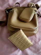 BeeDee review photo