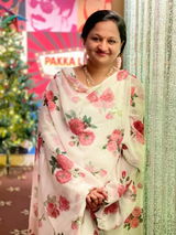 S.M. review photo