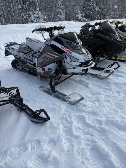 XPT Performance Trail Snowmobile Skis