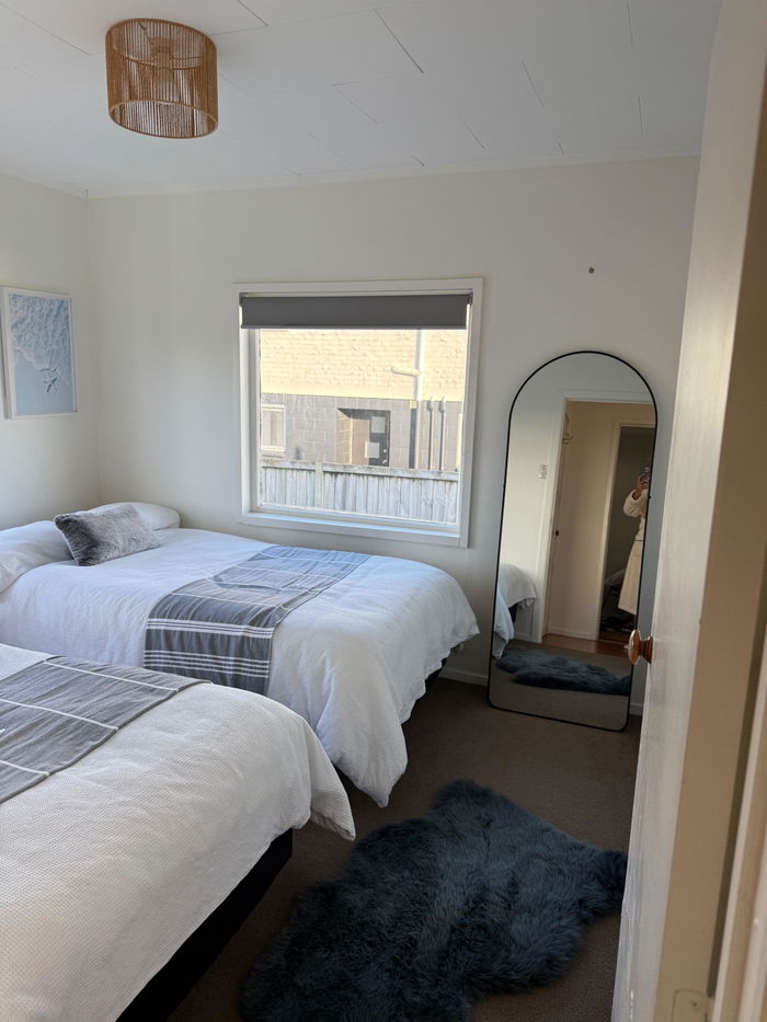 Svelte X Arched Full-Length Mirror in a customer's home