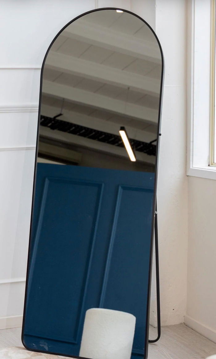 Svelte X Arched Full-Length Mirror in a customer's home