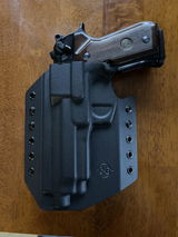 D.R. review photo