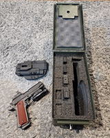 M. review photo