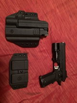 M. review photo