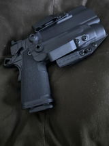 D.L. review photo