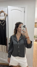 CAMISA CUELLO RIZO GRIS